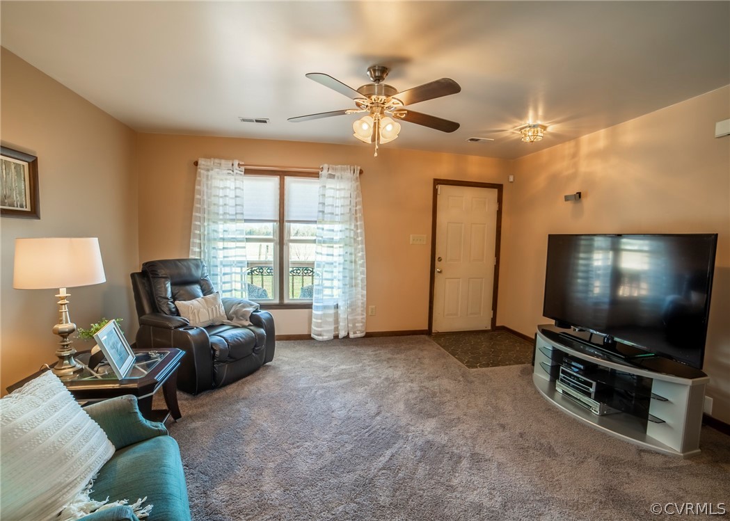 8468 Buffin Road Henrico, VA 23231 - Photo 6 of 30