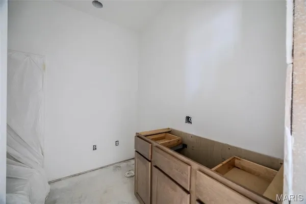 $280,000 | 2051 Kay Avenue, Lebanon, MO 65536