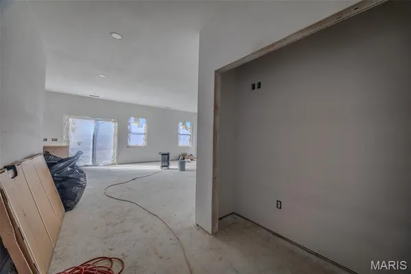 $280,000 | 2051 Kay Avenue, Lebanon, MO 65536