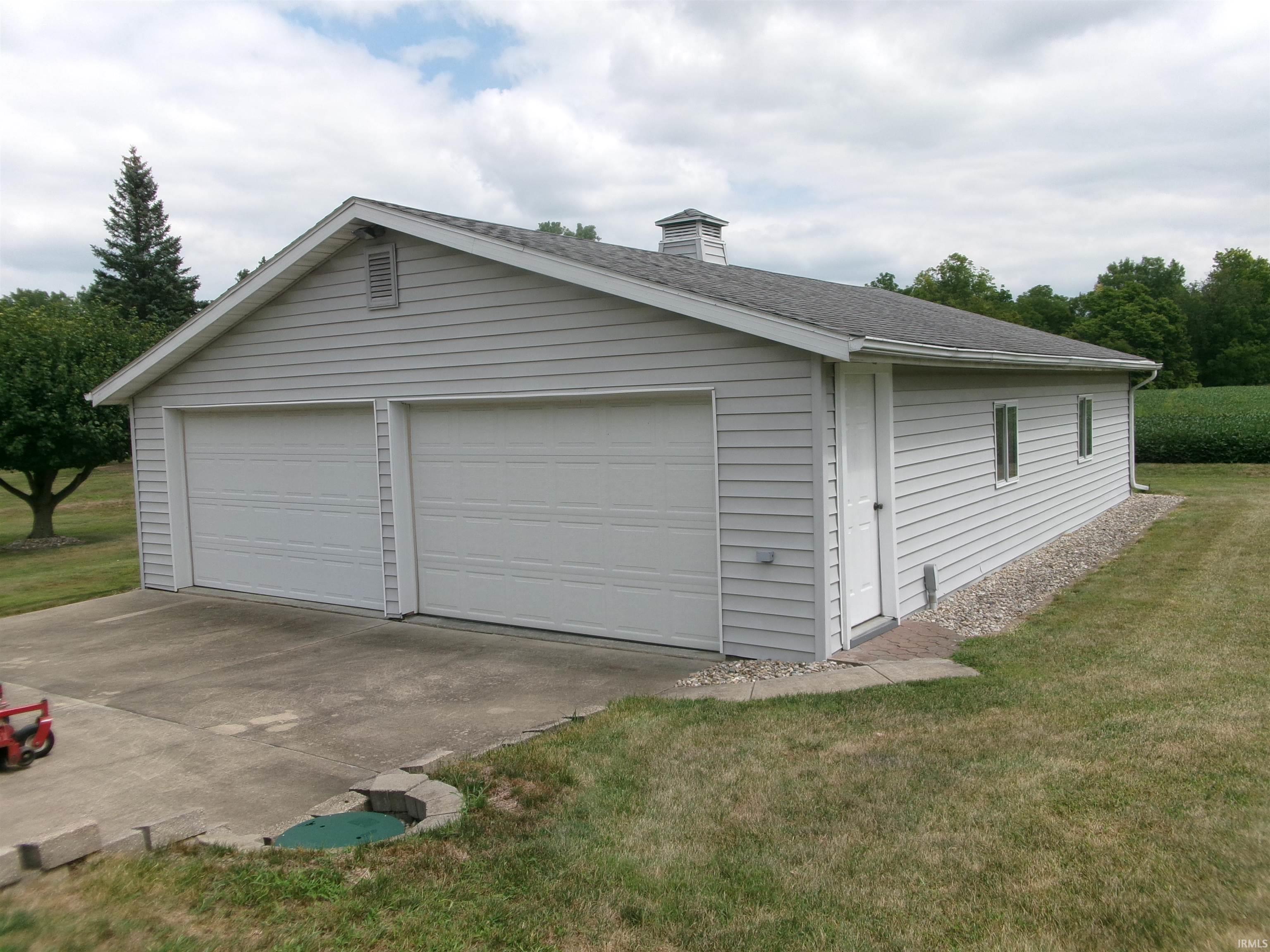 3047 South Wallick Road Peru, IN 46970 - Photo 5 of 36 Gallery Image 5