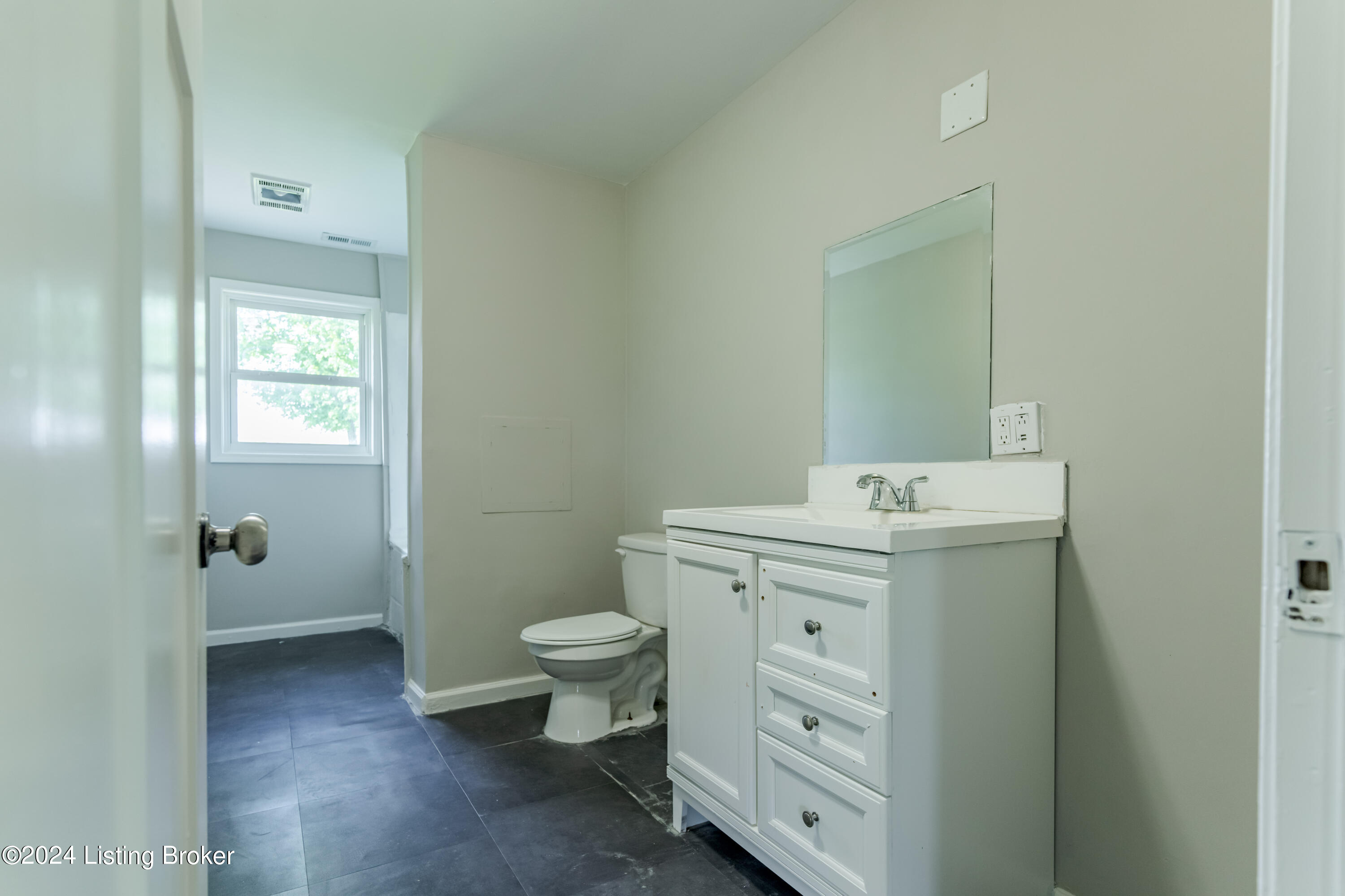 9574 Cropper Road Pleasureville, KY 40057 - Photo 32 of 46 DSC08296