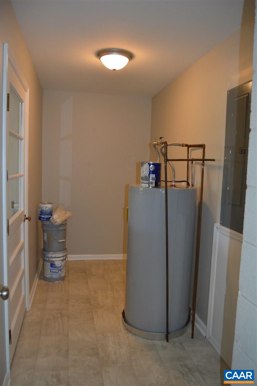 2403 Afton Mountain Road Afton, VA 22920 - Photo 16 of 18 Gallery Image 16