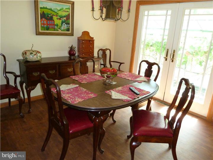 346 Atsion Road Shamong, NJ 08088 - Photo 5 of 18 Dining Room