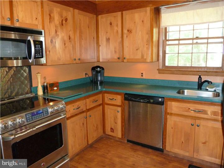346 Atsion Road Shamong, NJ 08088 - Photo 7 of 18 Kitchen