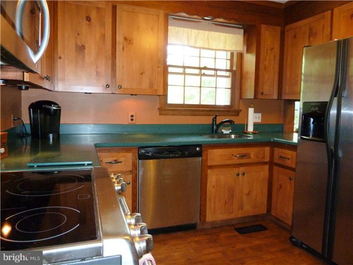 346 Atsion Road Shamong, NJ 08088 - Photo 8 of 18 Kitchen