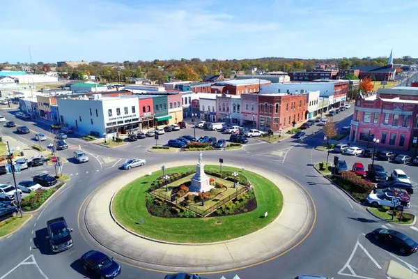 $2,295 | 612 Pemberton Drive, Lebanon, TN 37087