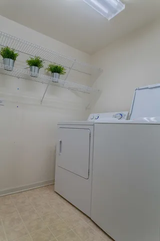 $289,000 | 6801 North Milwaukee Avenue, Unit 202, Niles, IL 60714