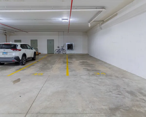 $289,000 | 6801 North Milwaukee Avenue, Unit 202, Niles, IL 60714