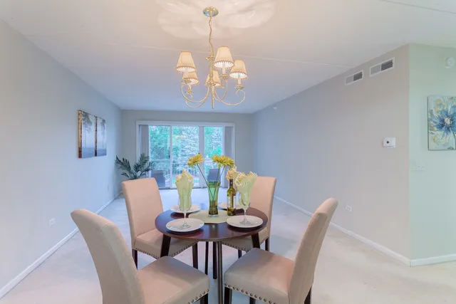 $289,000 | 6801 North Milwaukee Avenue, Unit 202, Niles, IL 60714