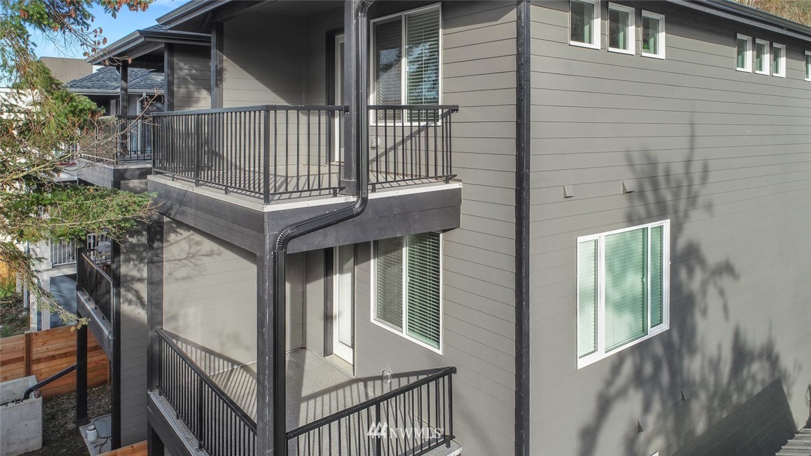 4121 Delridge Way Southwest Seattle, WA 98106 - Photo 22 of 25 Gallery Image 22