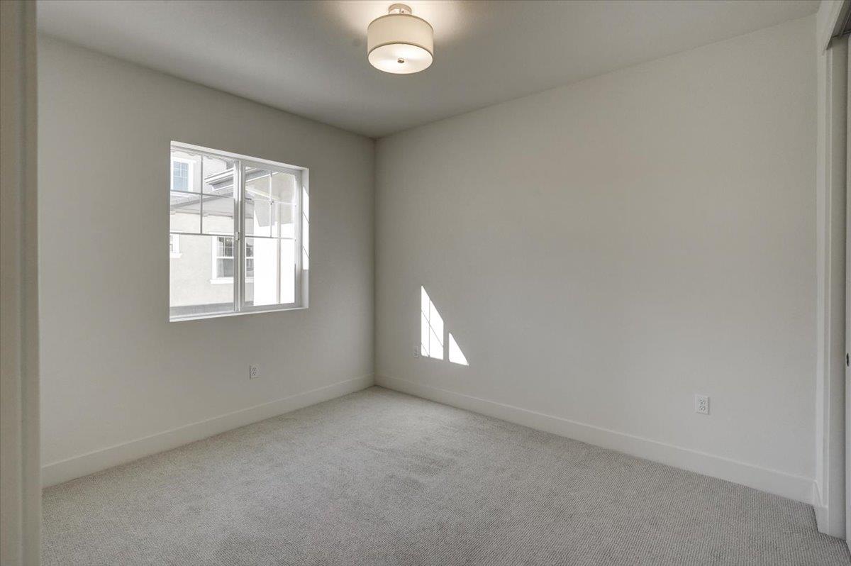 12101 Almeria Way San Ramon, CA 94583 - Photo 19 of 44 an empty room with a window
