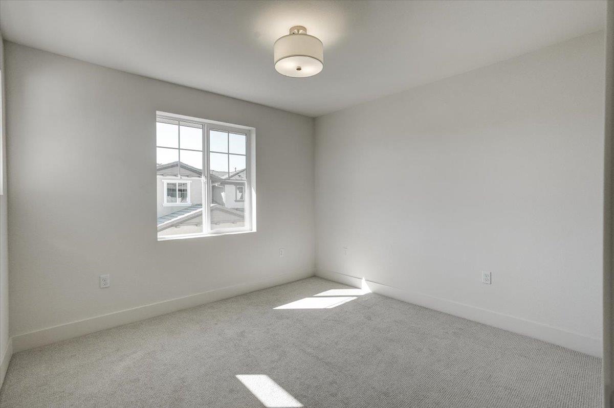 12101 Almeria Way San Ramon, CA 94583 - Photo 35 of 44 an empty room with a window