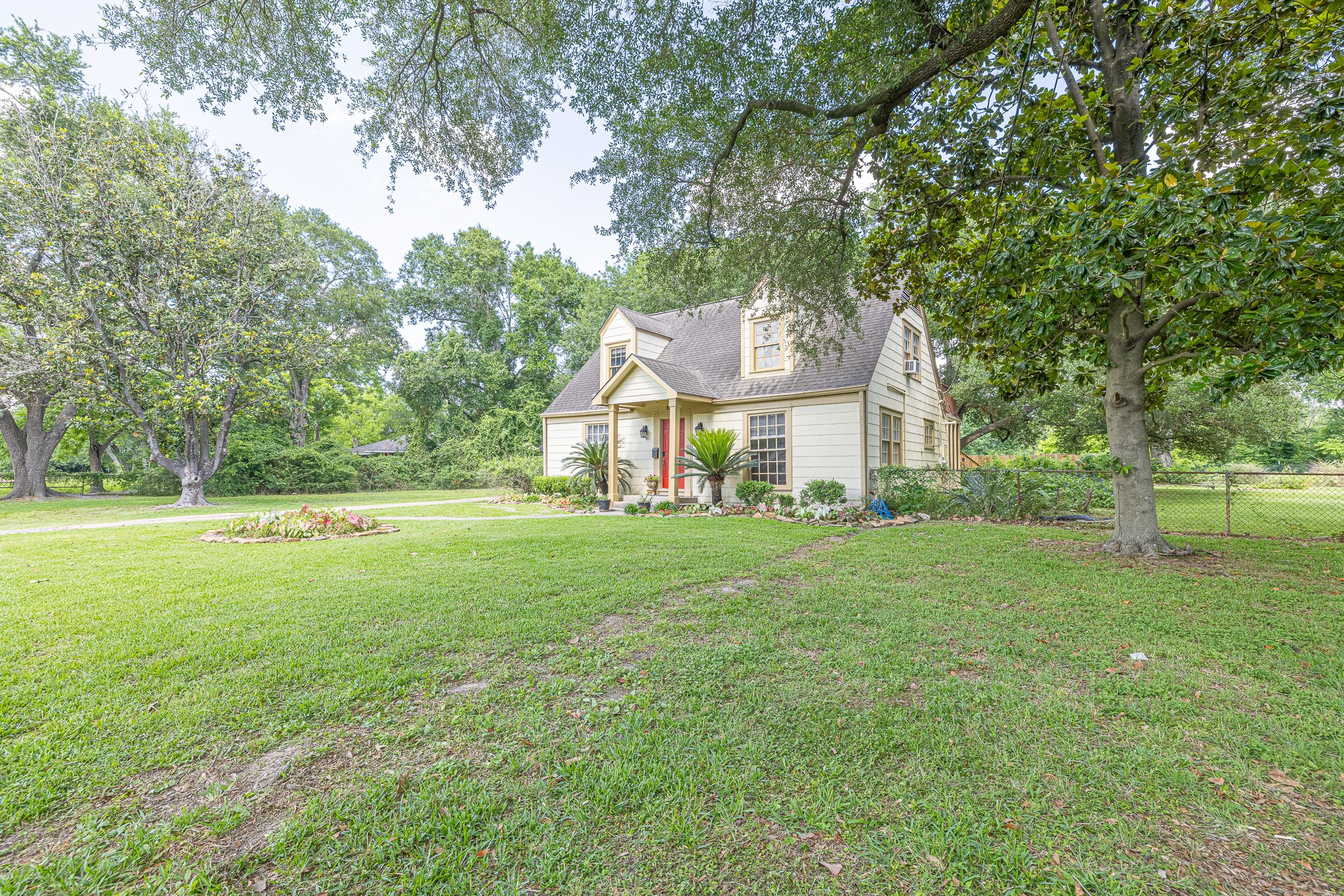 8548 Findlay Street Houston, TX 77017 - Photo 4 of 50 a view of a house with a yard