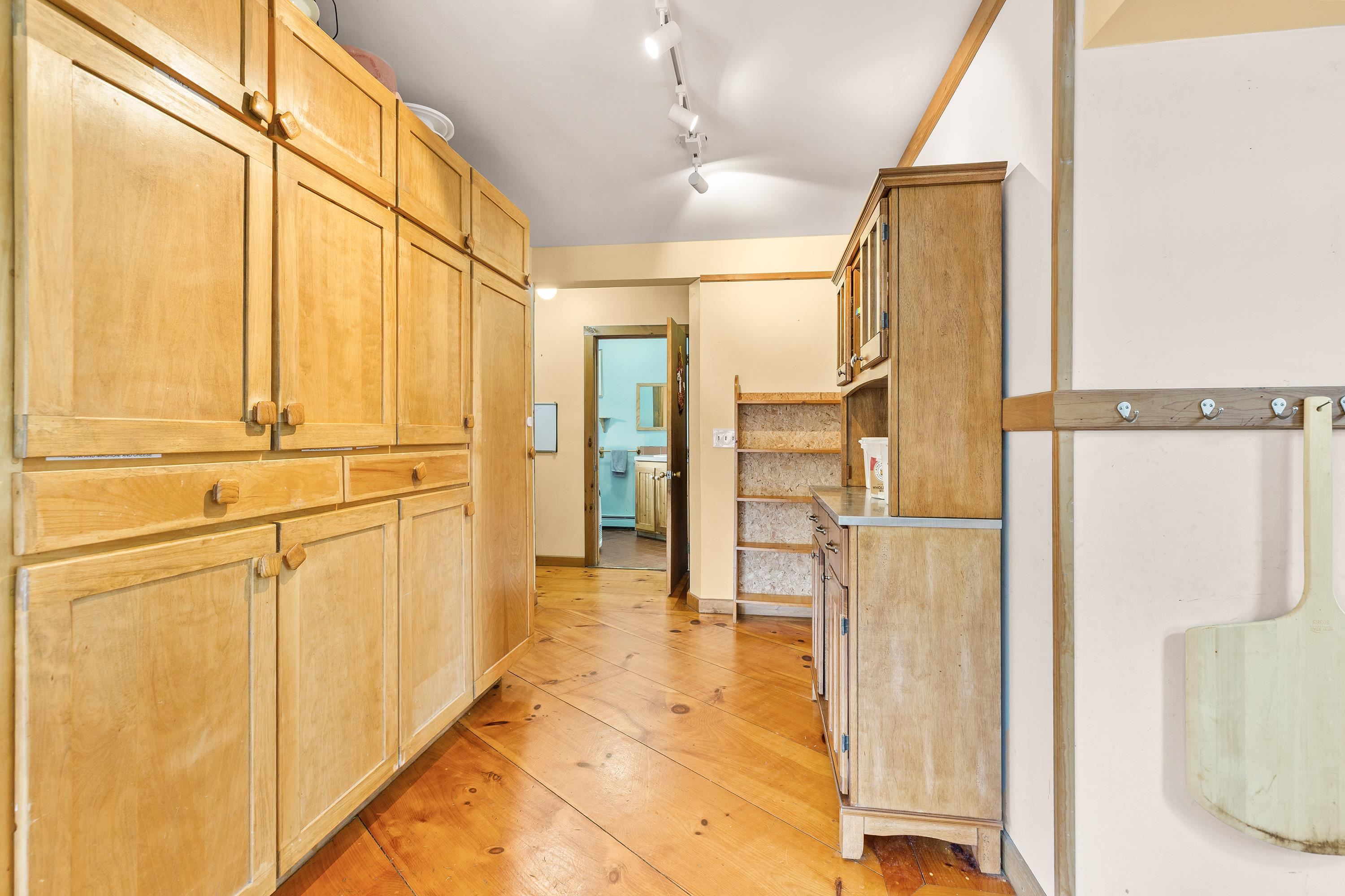 221 Meriden Road Lebanon, NH 03766 - Photo 9 of 49 Gallery Image 9
