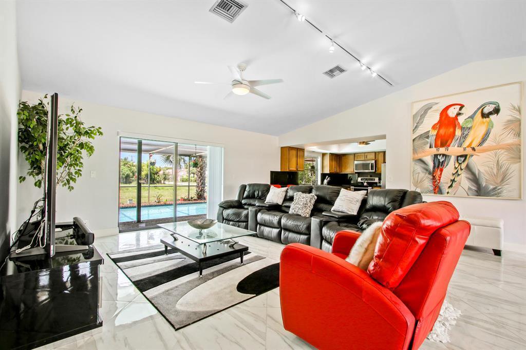 1501 Northwest 7th Street Boca Raton, FL 33486 - Photo 6 of 22 1501 nw 7 street.jpg 12
