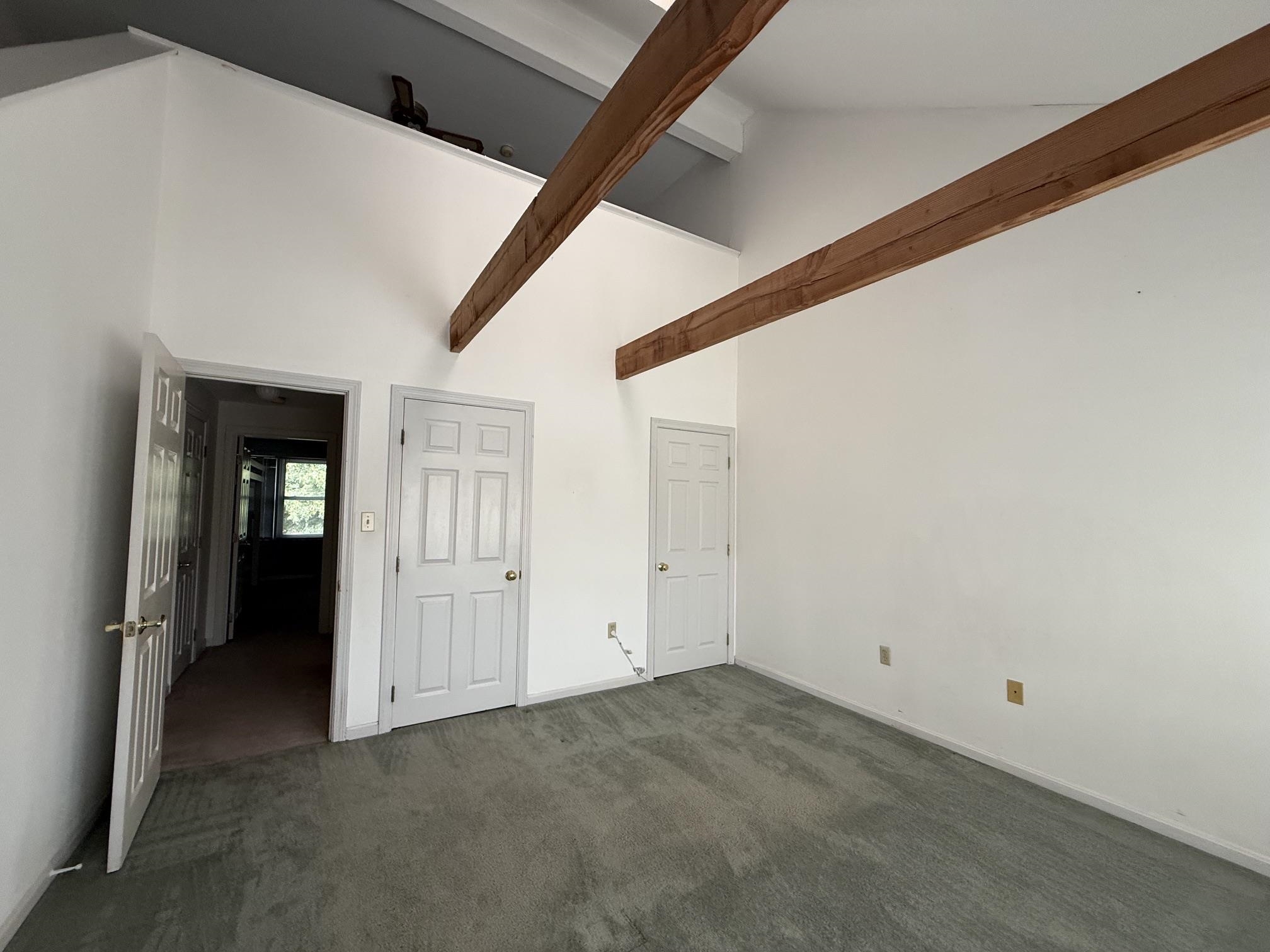 306 Circle Road Manchester, NH 03103 - Photo 7 of 21 Gallery Image 7