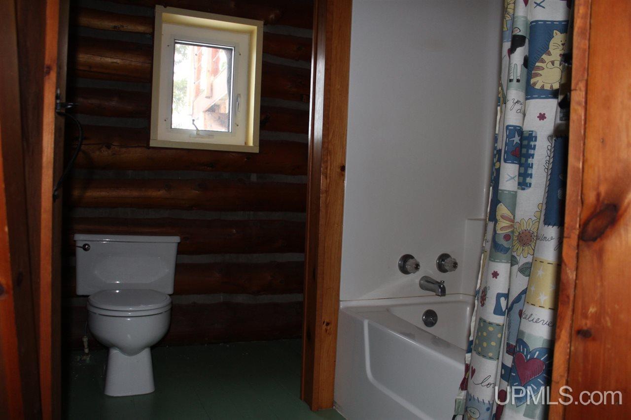 13599 North Lake Head Road Hurley, WI 54534 - Photo 13 of 33