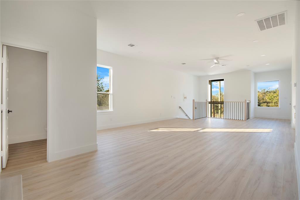 3902 Furey Street Dallas, TX 75212 - Photo 23 of 34