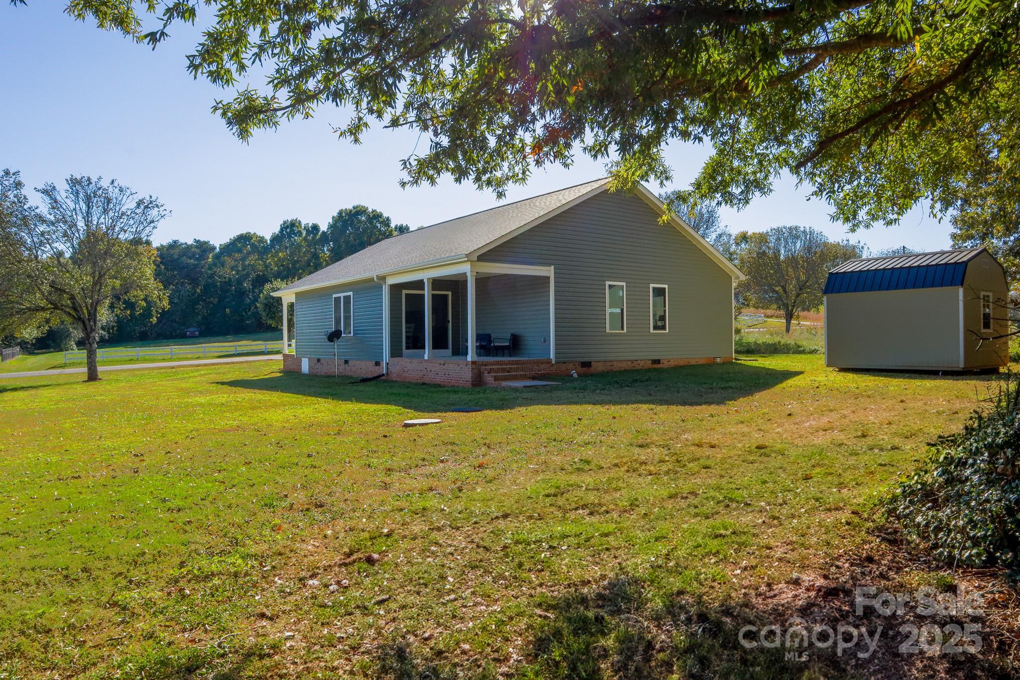 118 Rimmer Road Statesville, NC 28625 - Photo 5 of 24 Gallery Image 5