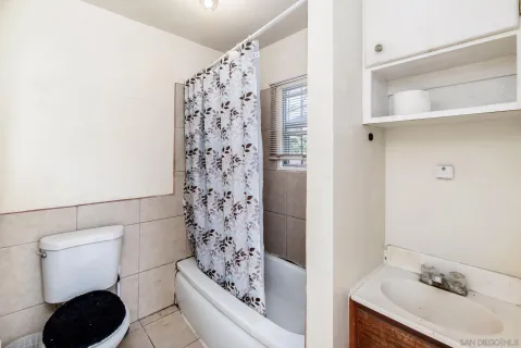 $849,000 | 2925 Franklin Avenue, San Diego, CA 92113