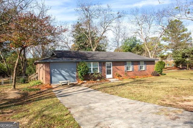 $160,000 | 3 Cottonhill Road, Eufaula, AL 36027