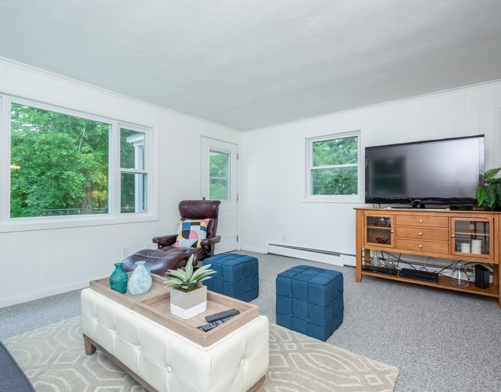 267 Concord Road Bedford, MA 01730 - Photo 14 of 31