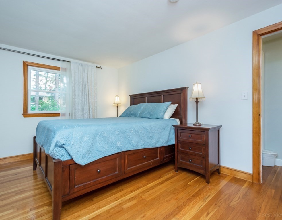 267 Concord Road Bedford, MA 01730 - Photo 17 of 31