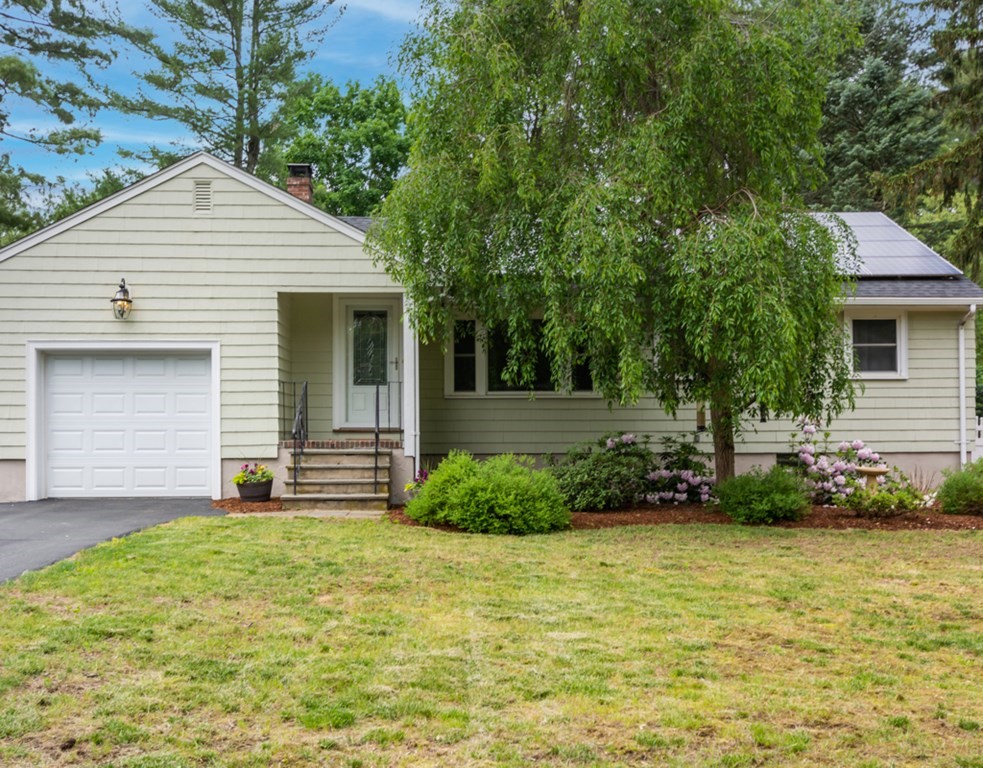 267 Concord Road Bedford, MA 01730 - Photo 4 of 31