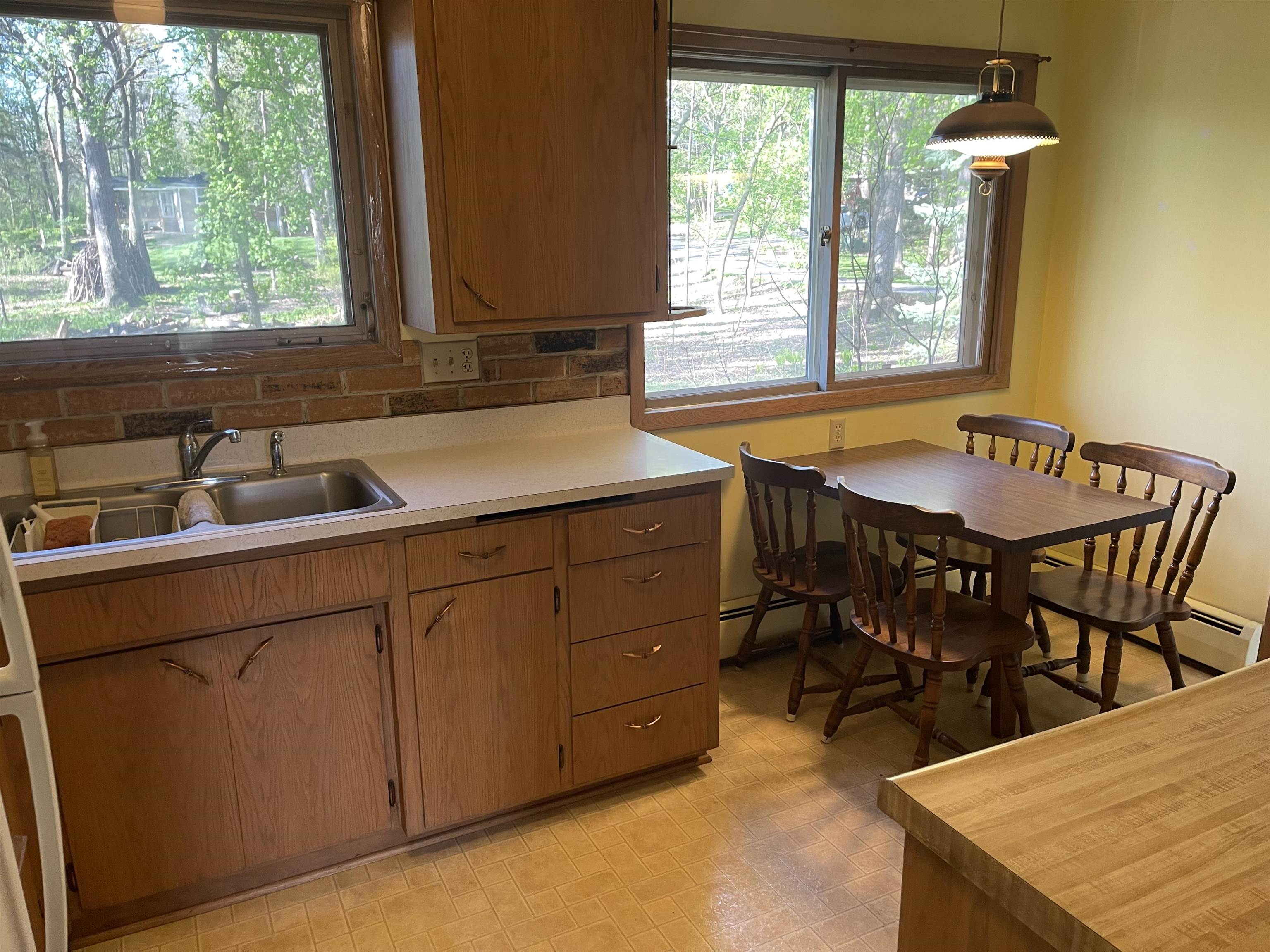 7001 Old Sauk Road Middleton, WI 53562 - Photo 6 of 11