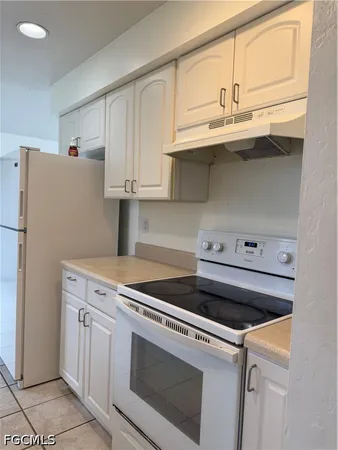 $1,700 | 2610 W Road, Fort Myers, FL 33905