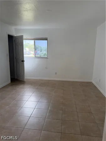 $1,700 | 2610 W Road, Fort Myers, FL 33905