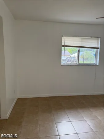$1,700 | 2610 W Road, Fort Myers, FL 33905