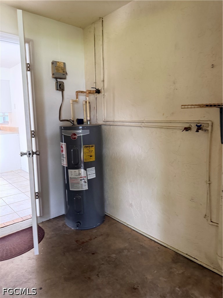2610 W Road Fort Myers, FL 33905 - Photo 20 of 23 a view of a storage & utility room with utility room