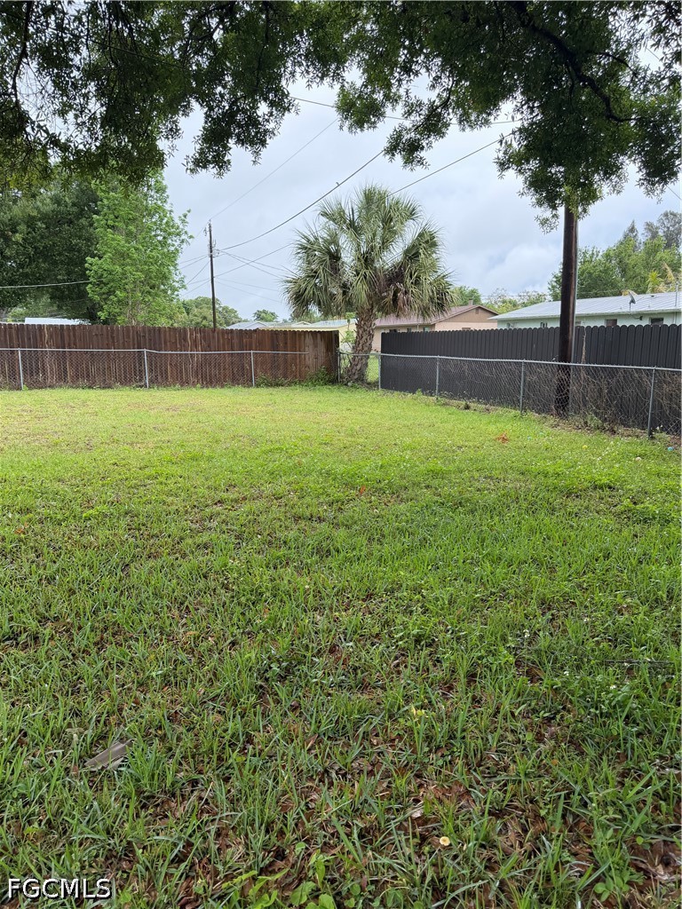 2610 W Road Fort Myers, FL 33905 - Photo 23 of 23 a view of yard with green space