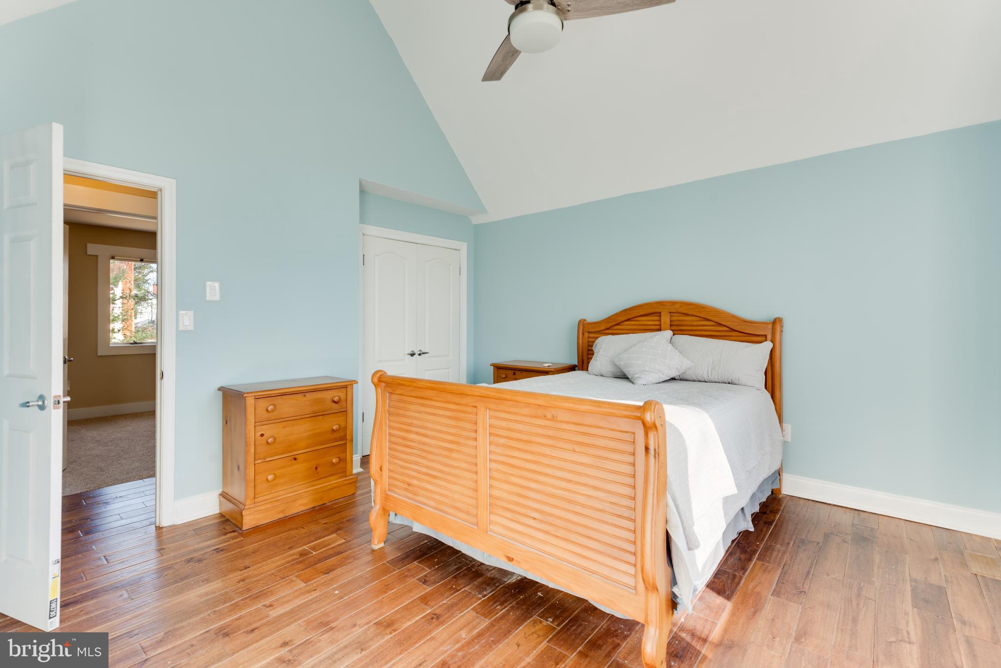 613 Harbor Drive Annapolis, MD 21403 - Photo 17 of 29