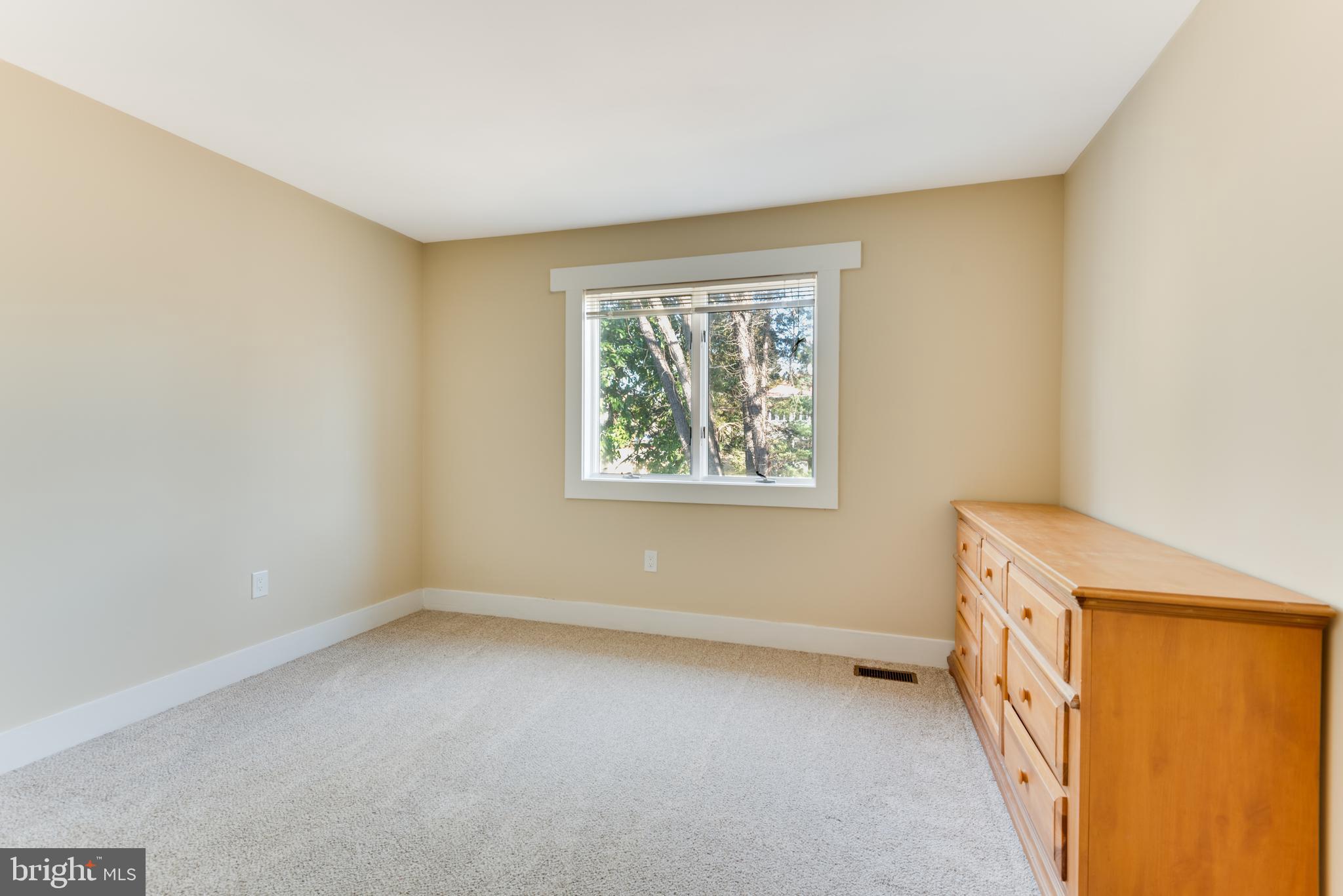 613 Harbor Drive Annapolis, MD 21403 - Photo 19 of 29