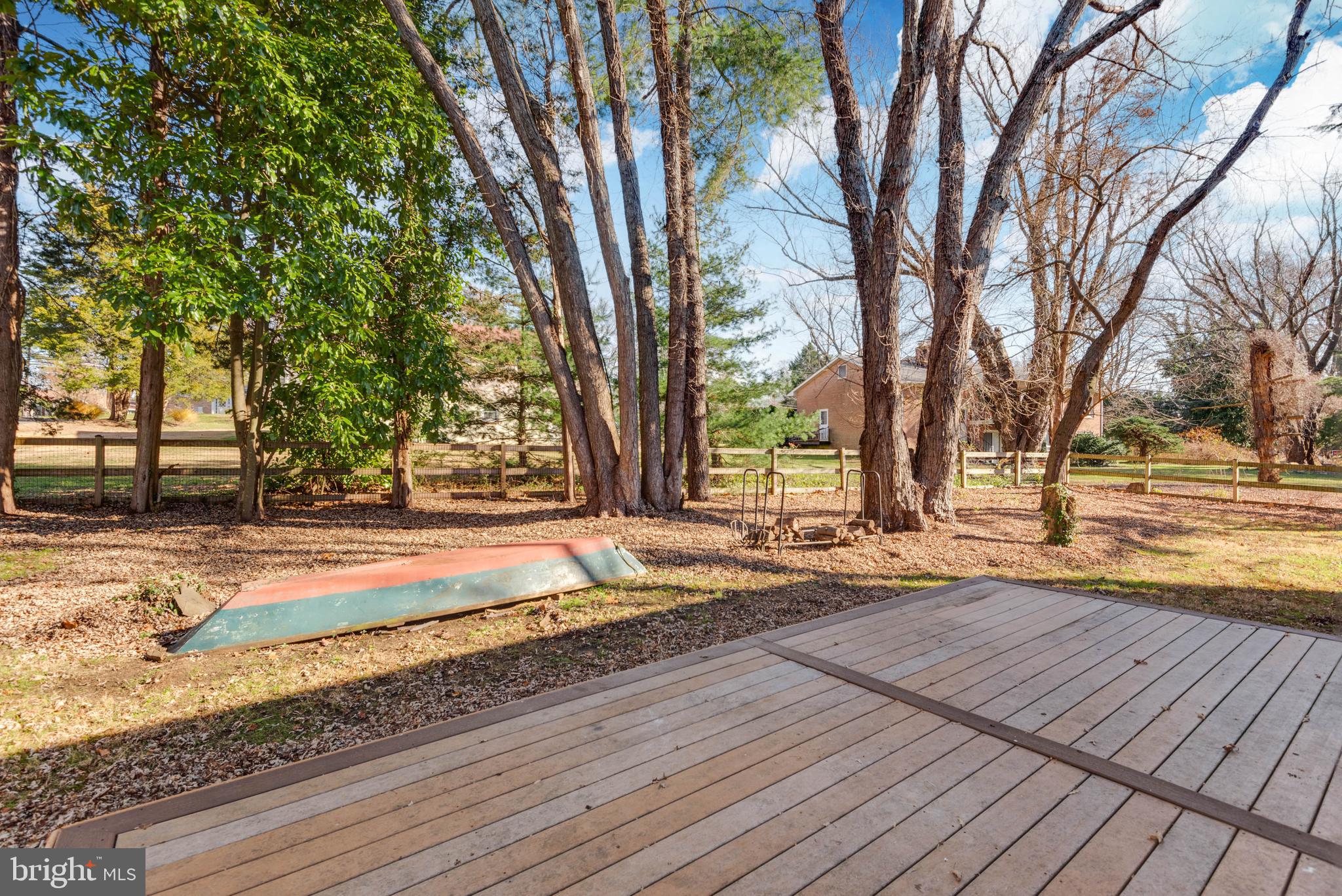 613 Harbor Drive Annapolis, MD 21403 - Photo 22 of 29