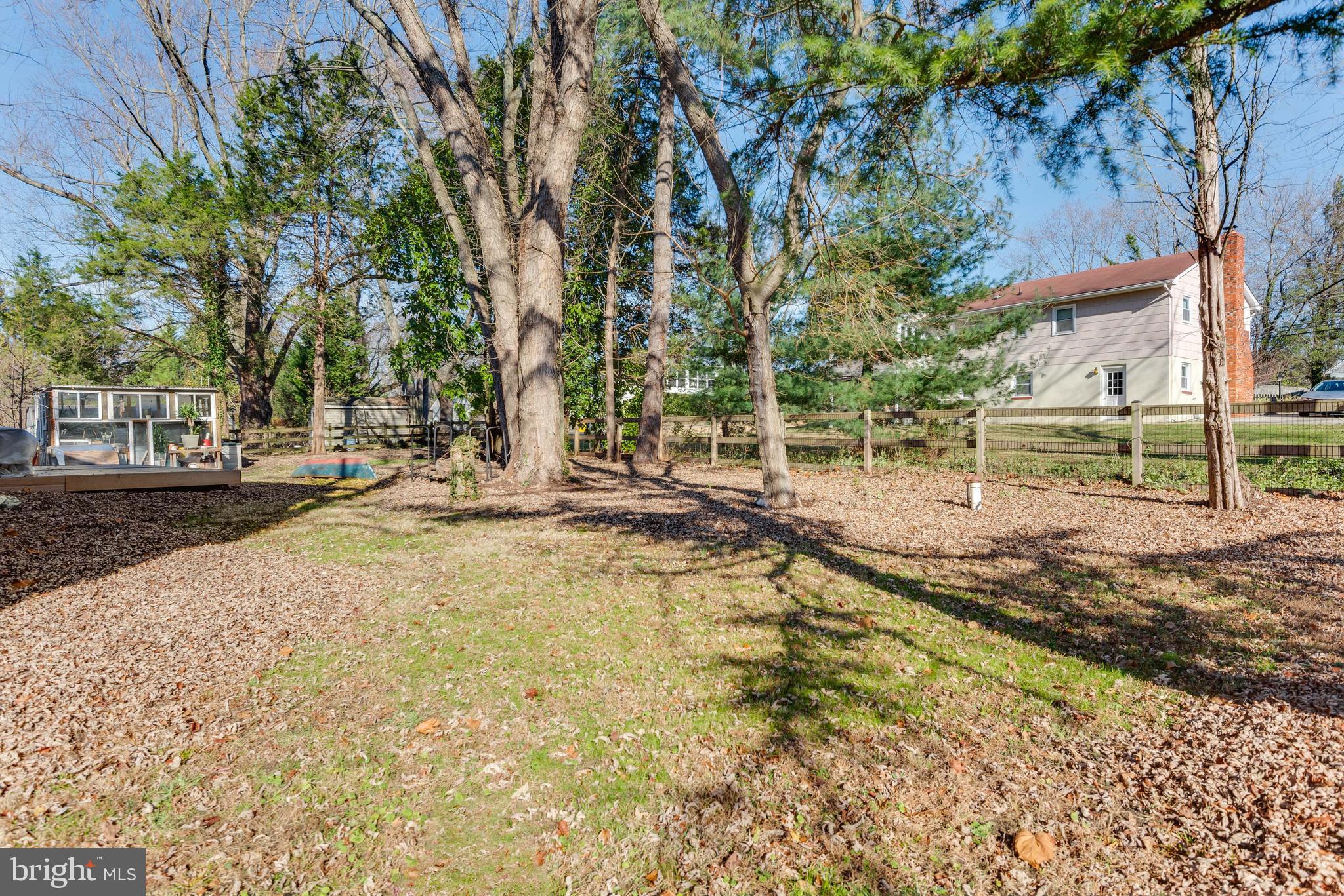 613 Harbor Drive Annapolis, MD 21403 - Photo 23 of 29