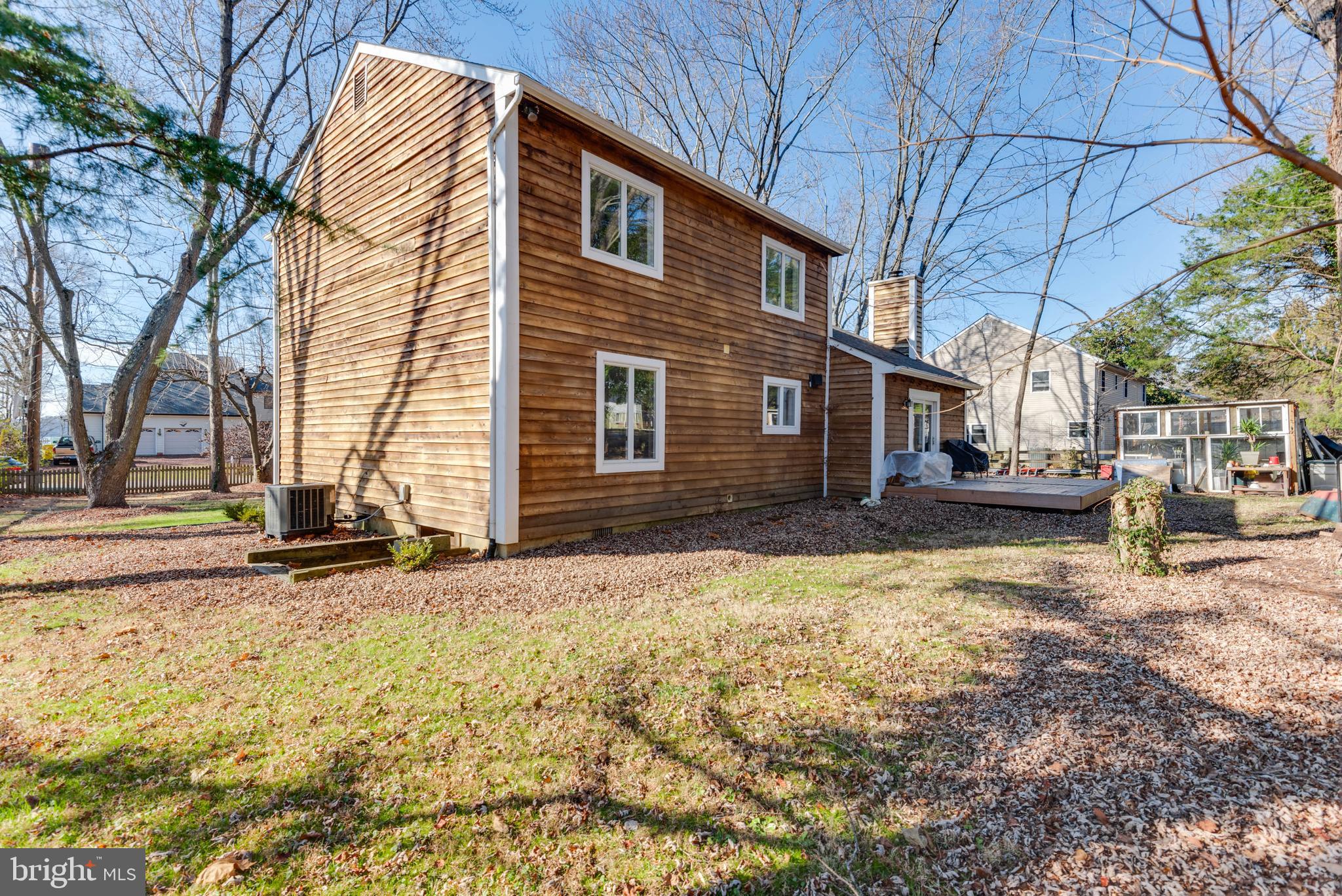 613 Harbor Drive Annapolis, MD 21403 - Photo 25 of 29