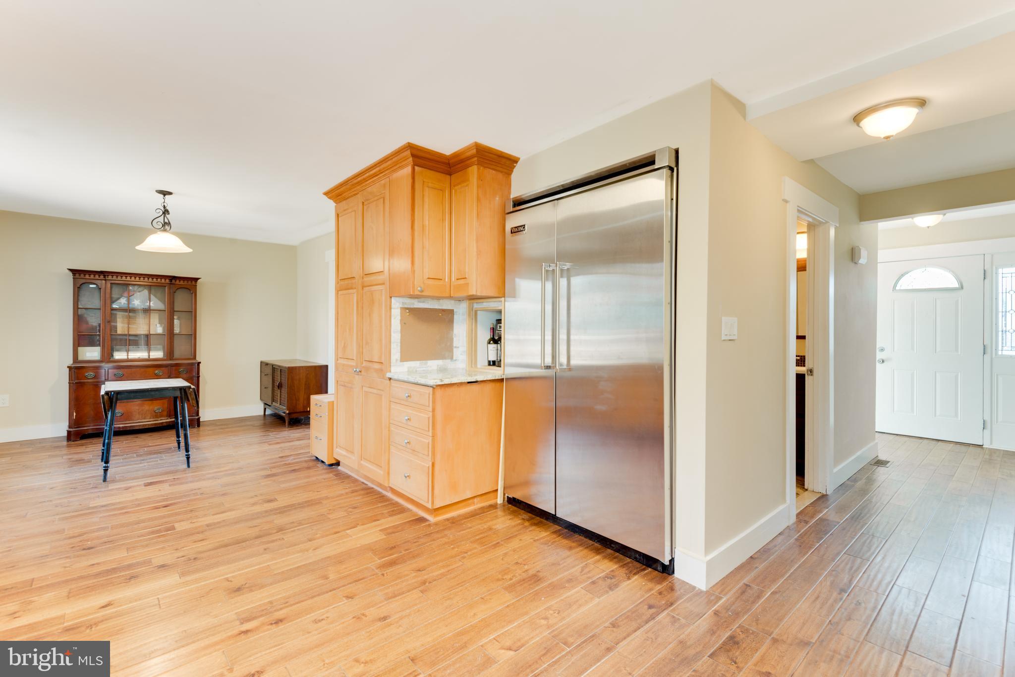 613 Harbor Drive Annapolis, MD 21403 - Photo 9 of 29