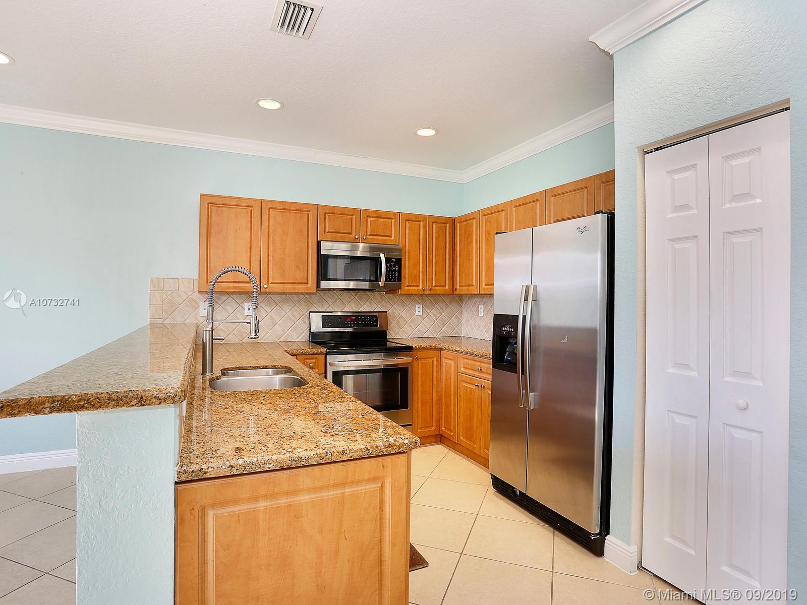 1506 Southeast 20th Road Homestead, FL 33035 - Photo 6 of 23