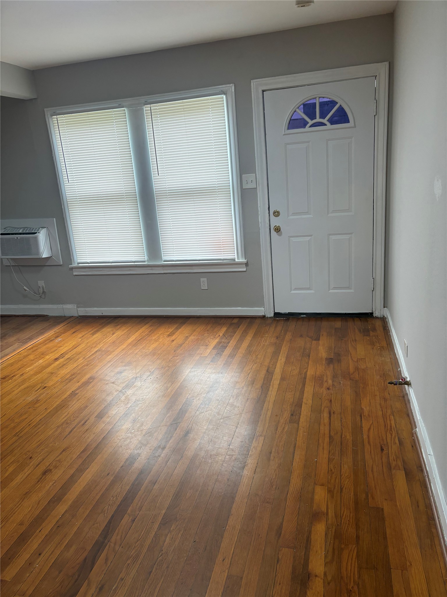 4127 Yale Street Houston, TX 77018 - Photo 4 of 14