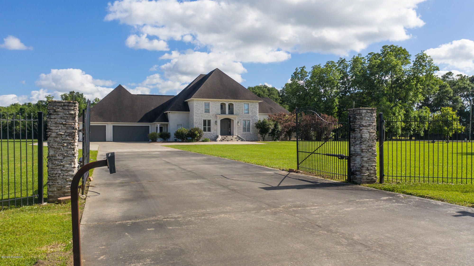 515 Duhon Road Lafayette, LA 70506 - Photo 3 of 43