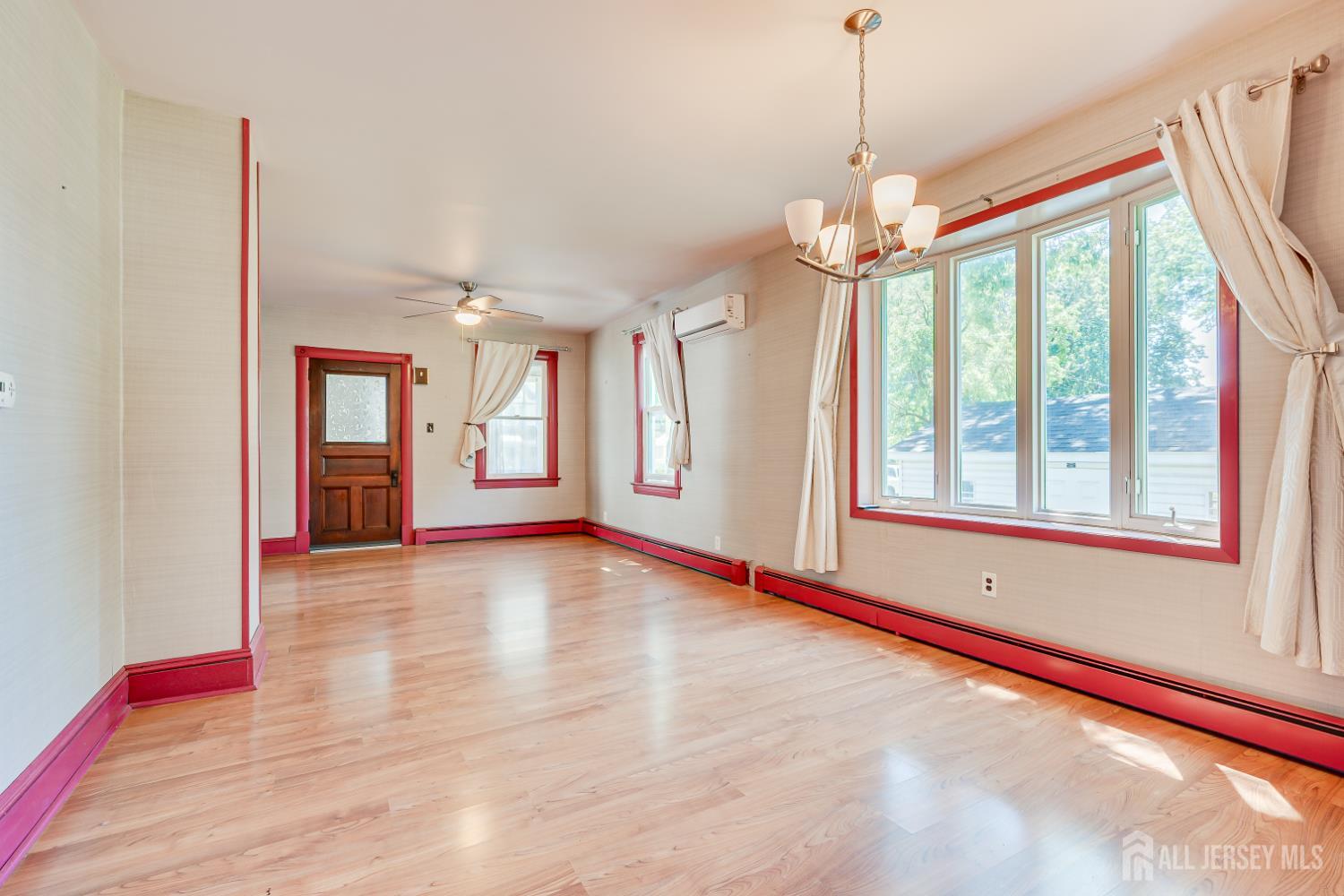 10 Jeff Street Edison, NJ 08837 - Photo 9 of 32