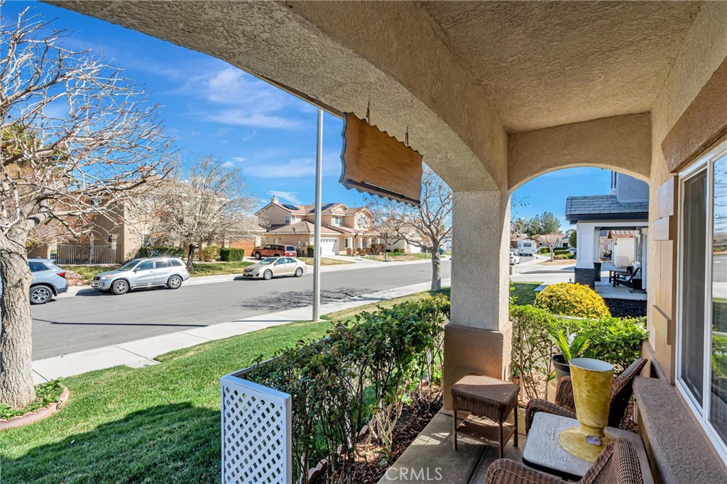 3116 Kilt Court Lancaster, CA 93535 - Photo 7 of 60
