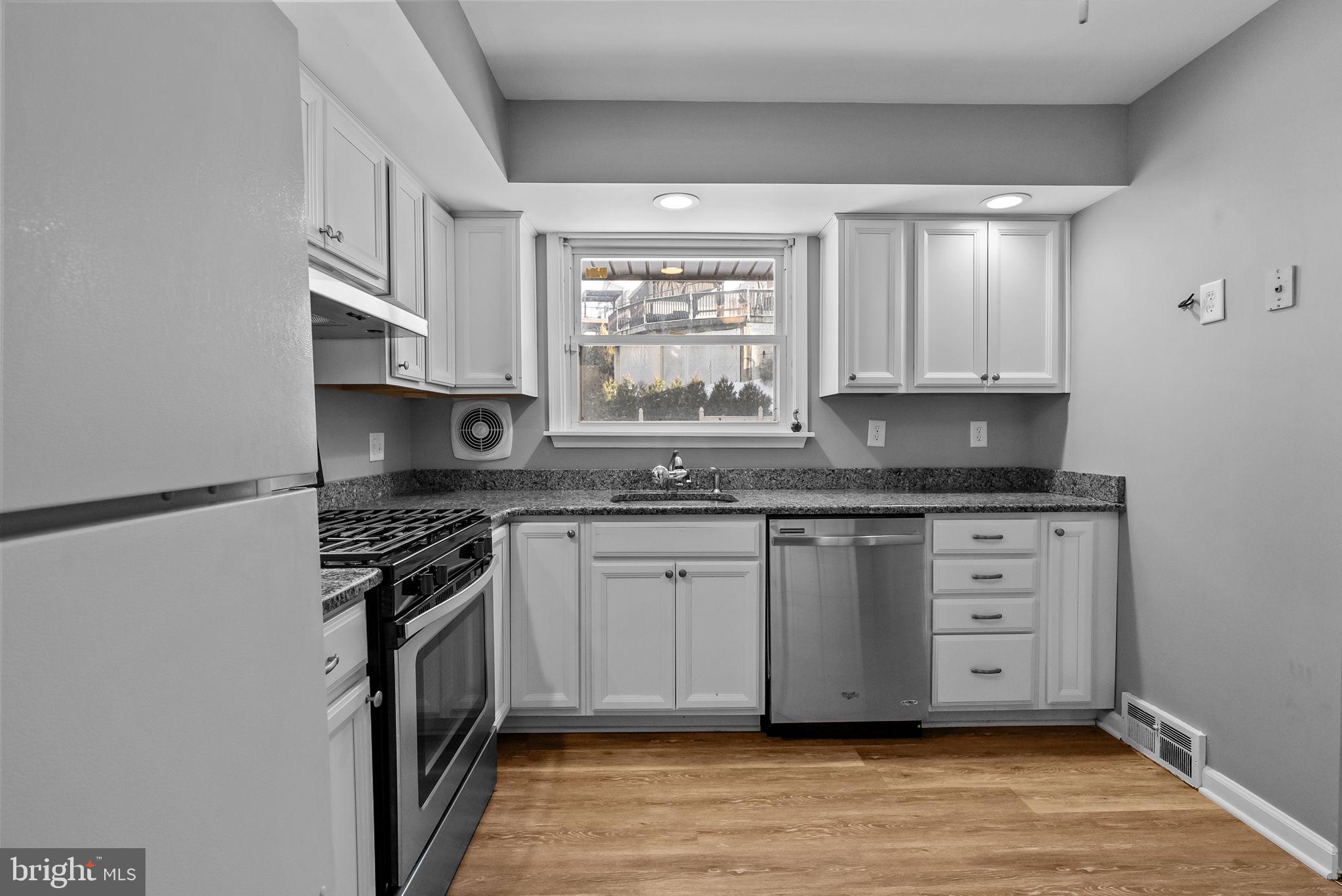 829 Rydal Road Jenkintown, PA 19046 - Photo 8 of 26