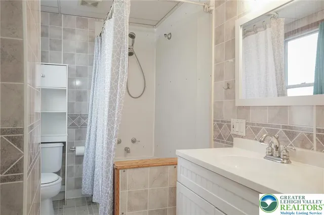 $125,000 | 627 East Patterson Street, Lansford, PA 18232