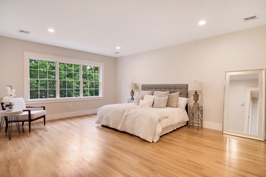 40 Voss Terrace Newton, MA 02459 - Photo 23 of 35