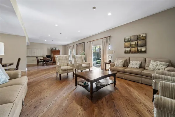 $115,000 | 475 North Highland Street, Unit 10K, Memphis, TN 38122