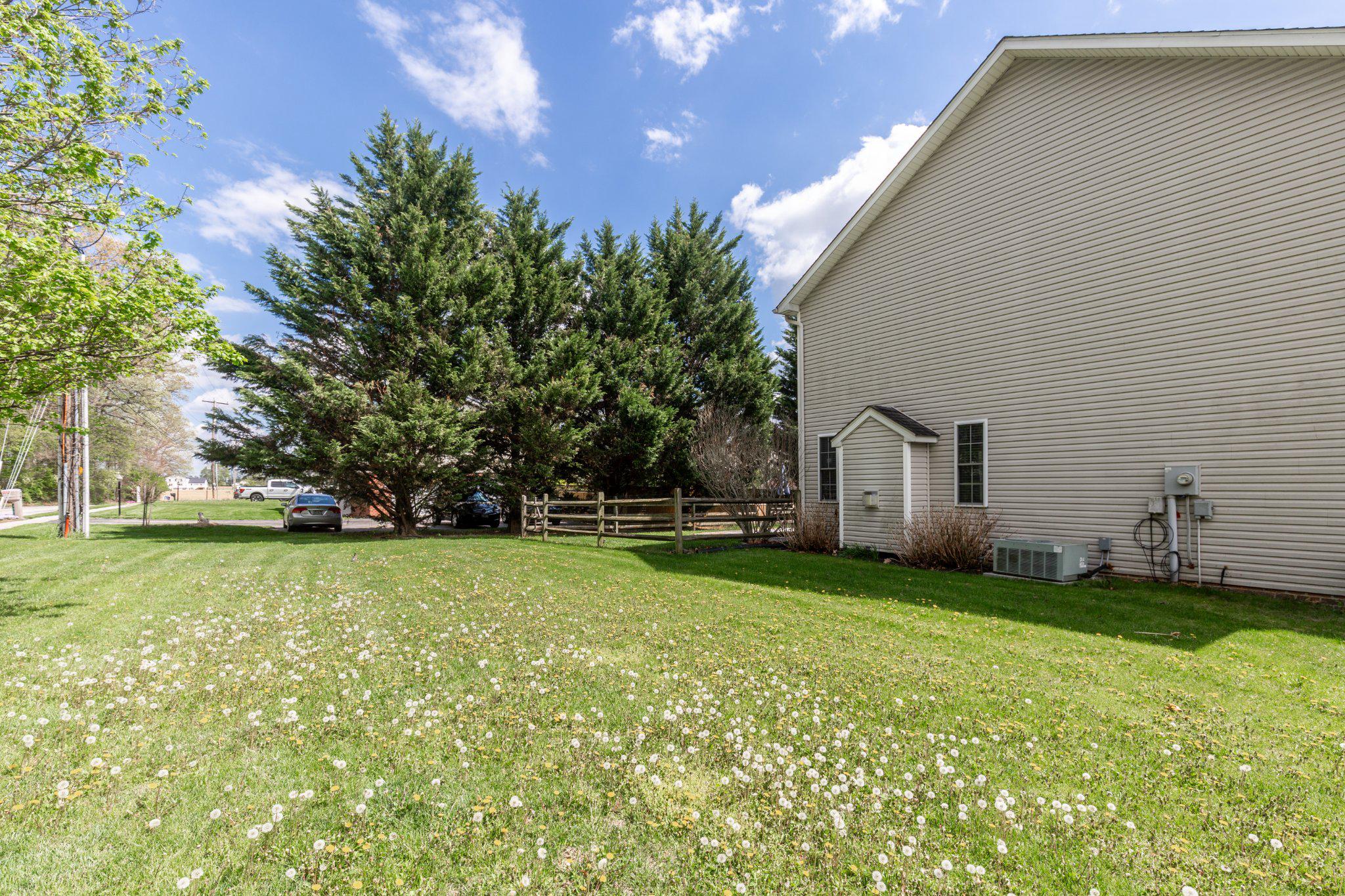 20 Union Street Littlestown, PA 17340 - Photo 52 of 58 a backyard of a house with lots of green space